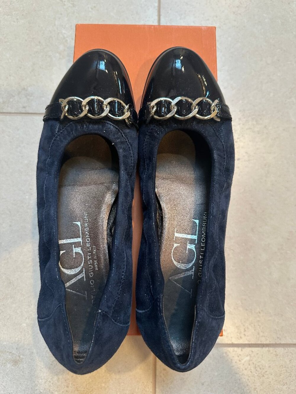AGL Flats